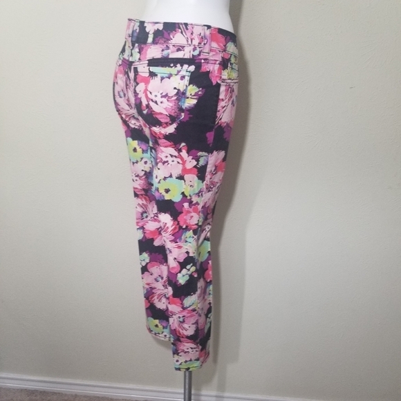 CANDIE’S Floral Print Skinny Stretch Denim Jeans - Picture 6 of 8
